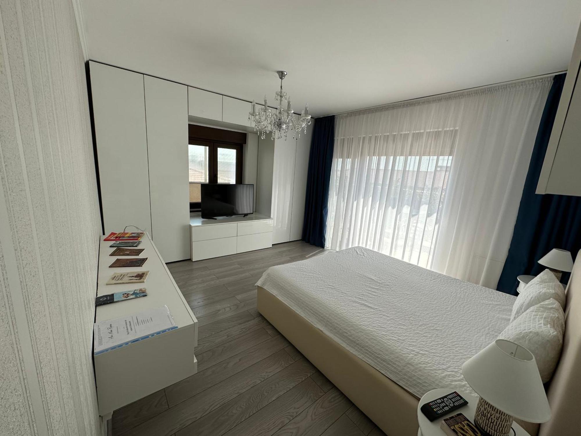 Апартаменти Venetia Apartament - Тімішоара Екстер'єр фото